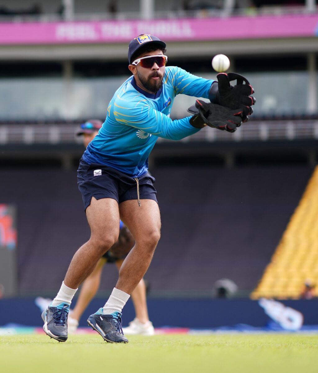 Sri Lanka bring back Chameera and Mishara, ask unchanged England to bat