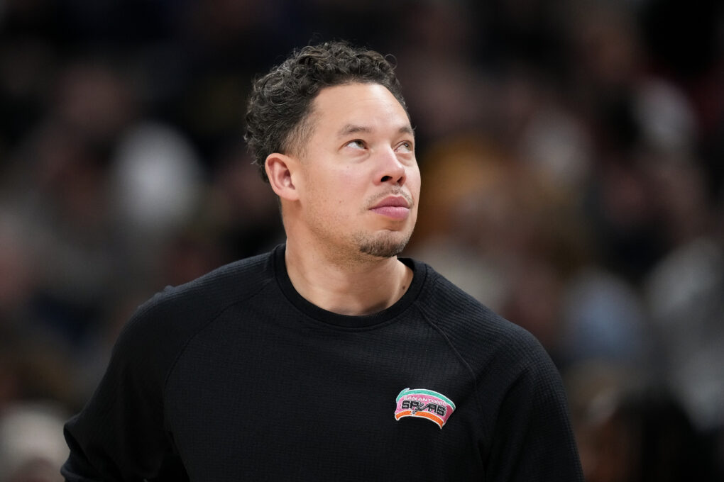 Update: Winter storm strands Spurs in Charlotte, Sunday’s game vs. Magic pushed to 6PM