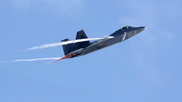 US positions F-22 stealth fighters in Israel, puts 'almost any target in Iran at risk'