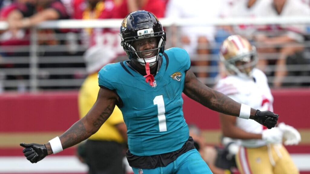 Why The Jaguars Should Not Re-Sign Travis Etienne