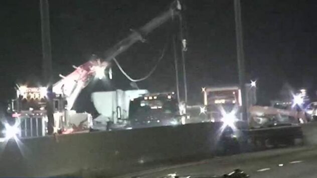 2 hospitalized after East Side crash involving 18-wheeler, construction truck, SAPD says