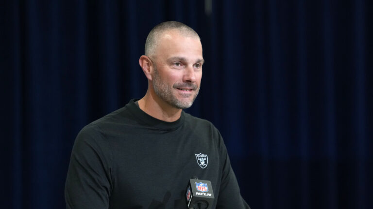 A Round 1 trade-up reshapes the Raiders defense in this 3-round mock