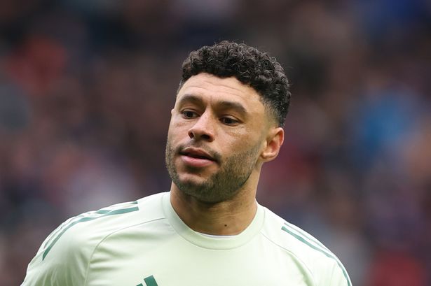 Alex Oxlade-Chamberlain slammed by Scottish media after being hooked vs Rangers