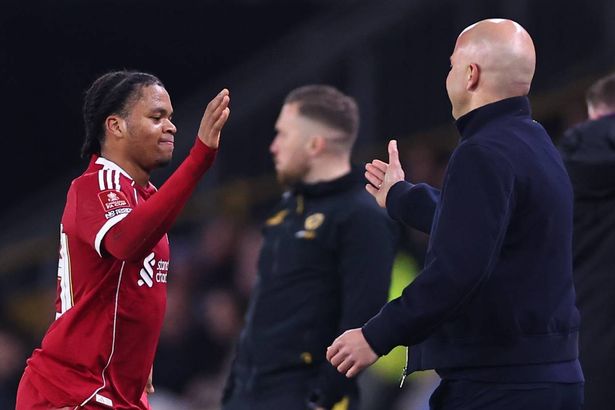 Arne Slot faces Liverpool dilemma as Rio Ngumoha responds to Steven Gerrard