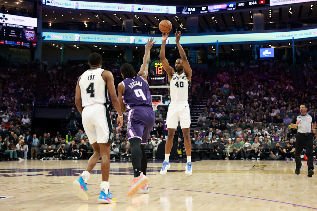 Box Grades: Sacramento’s front office rejoices as Spurs cruise to easy victory