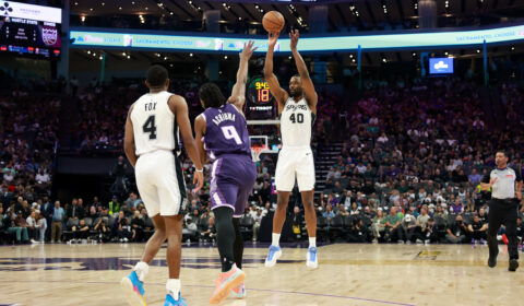Box Grades: Sacramento’s front office rejoices as Spurs cruise to easy victory