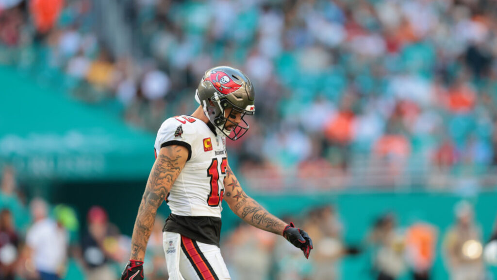 Buccaneers' nightmare scenario involving Mike Evans officially comes to life