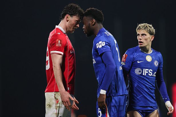 Chelsea stars spotted in heated Wrexham argument and the one thing Liam Rosenior keeps saying