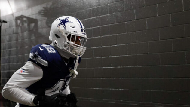 Colts Should Consider Signing Jadeveon Clowney