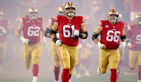 Dolphins Sign OT Charlie Heck