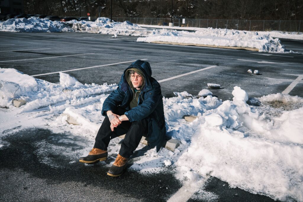 Greg Mendez Announces Album and Tour, Shares Video for New Song