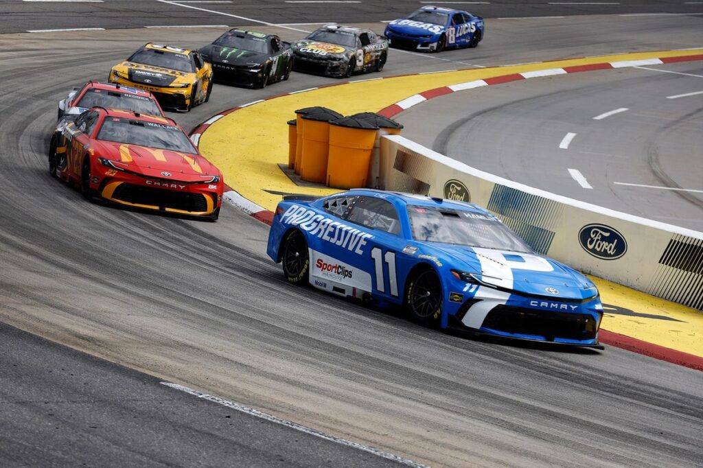 How to watch NASCAR 2026 at Martinsville: Weekend schedule, start time, TV