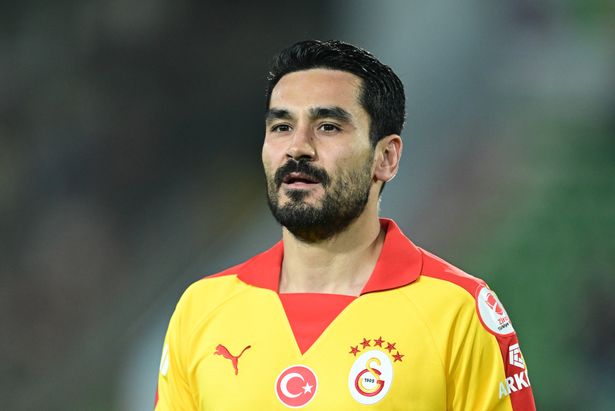 Ilkay Gundogan picks between Pep Guardiola and Jurgen Klopp as best manager