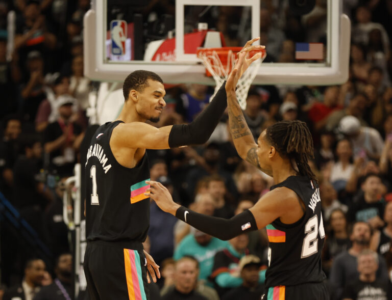 It’s time for Basketball: San Antonio Spurs at Los Angeles Clippers