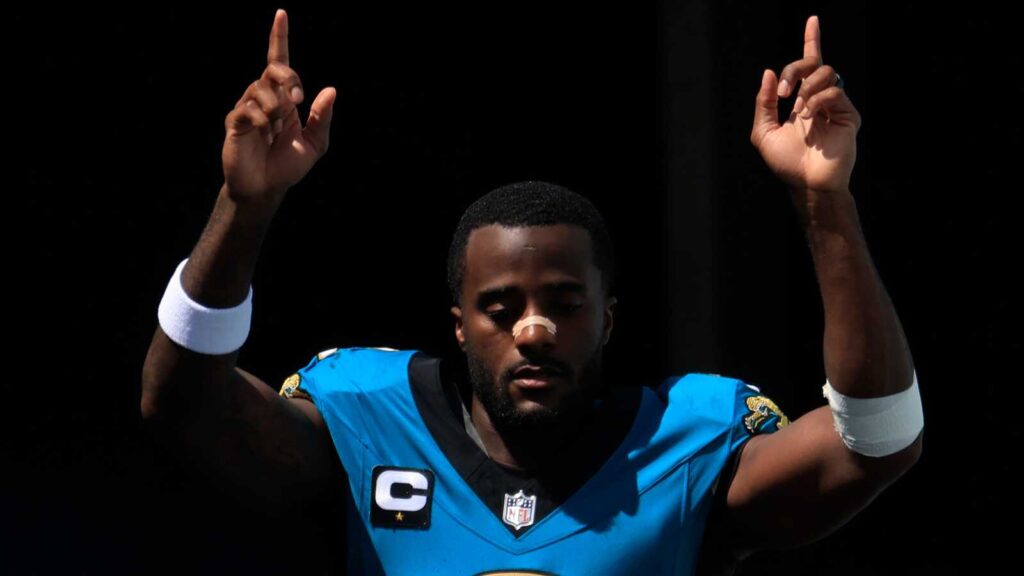 Jaguars Restructured Contract Of CB Jourdan Lewis