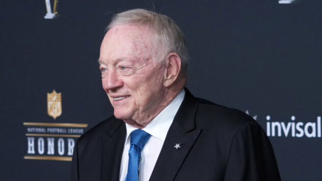 Jerry Jones discusses the possibility of a Maxx Crosby trade