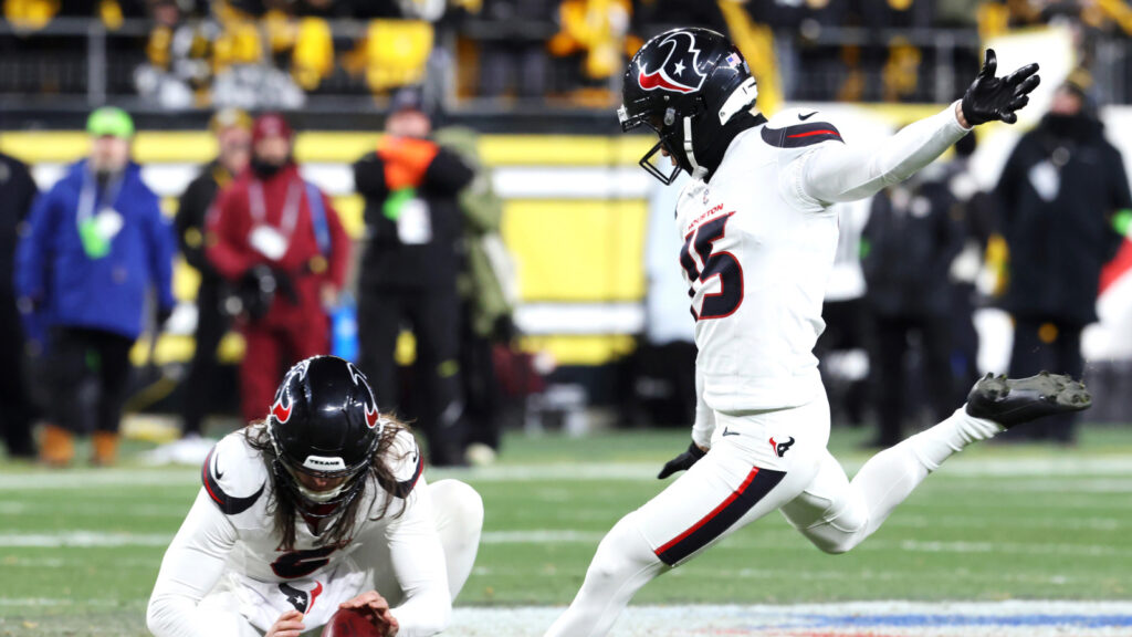 Kicker Ka’imi Fairbairn Signs Historic Deal With Houston Texans