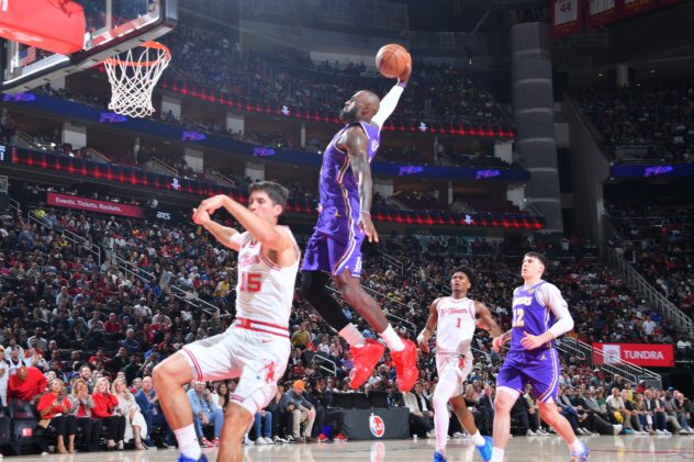 Lakers push winning streak to seven games with another win over Rockets
