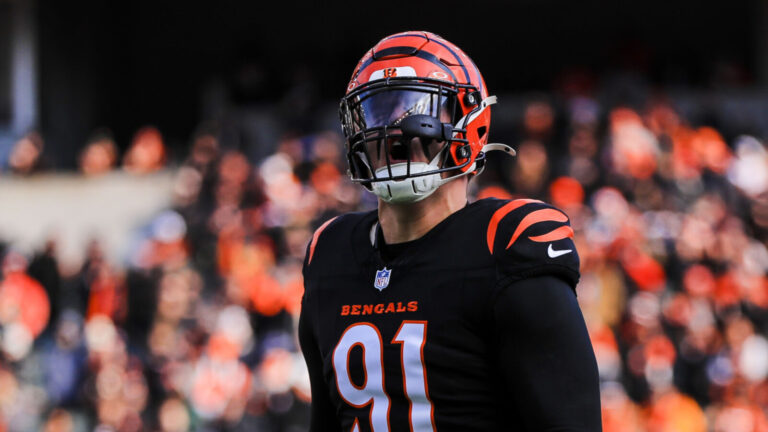 Latest free agency intel suggests the Dallas Cowboys still have a legit shot at signing DE Trey Hendrickson