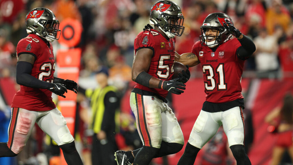 Lavonte David Retires Holding 3 All-Time Buccaneers Records Nobody Has Ever Come Close To