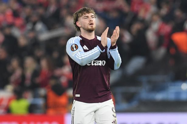 Liverpool legend makes bold Harvey Elliott claim amid Aston Villa nightmare