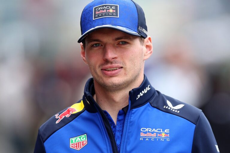 Max Verstappen Mercedes talks "going to happen", according to Jolyon Palmer