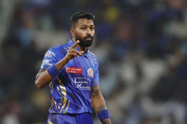 MI opt to bowl vs KKR; Ghazanfar, Thakur and Rutherford debut for hosts