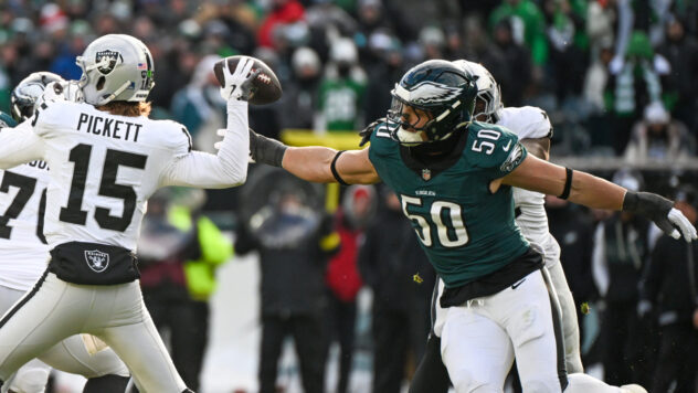 NFC South free agency: Best, worst signing, one more FA to target