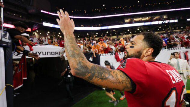 Recent NFL free agency rumor on Mike Evans would leave many Bucs fans hopping mad if it came to pass