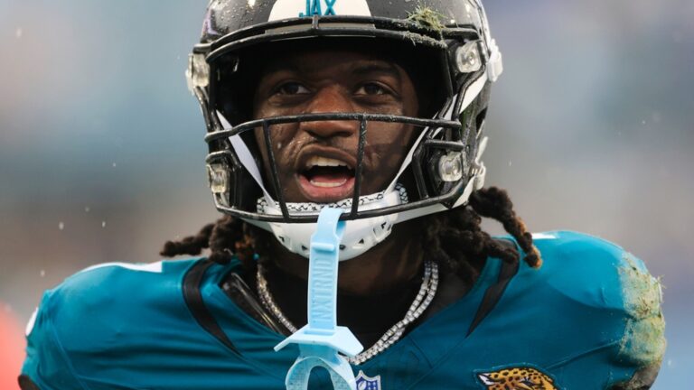 Reports: Jaguars could deal WR Brian Thomas Jr.