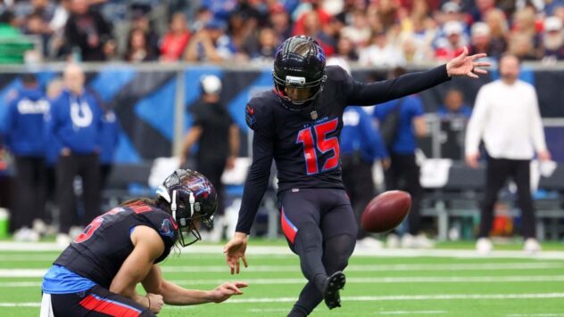 Reports: Texans make Ka'imi Fairbairn NFL's highest-paid kicker