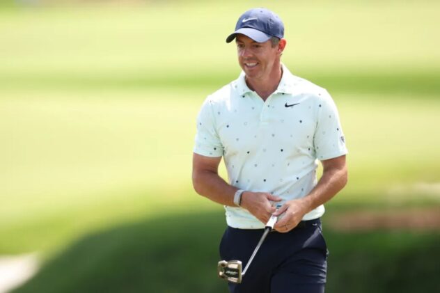 Rory McIlroy grinds it out to make cut at the Players Championship