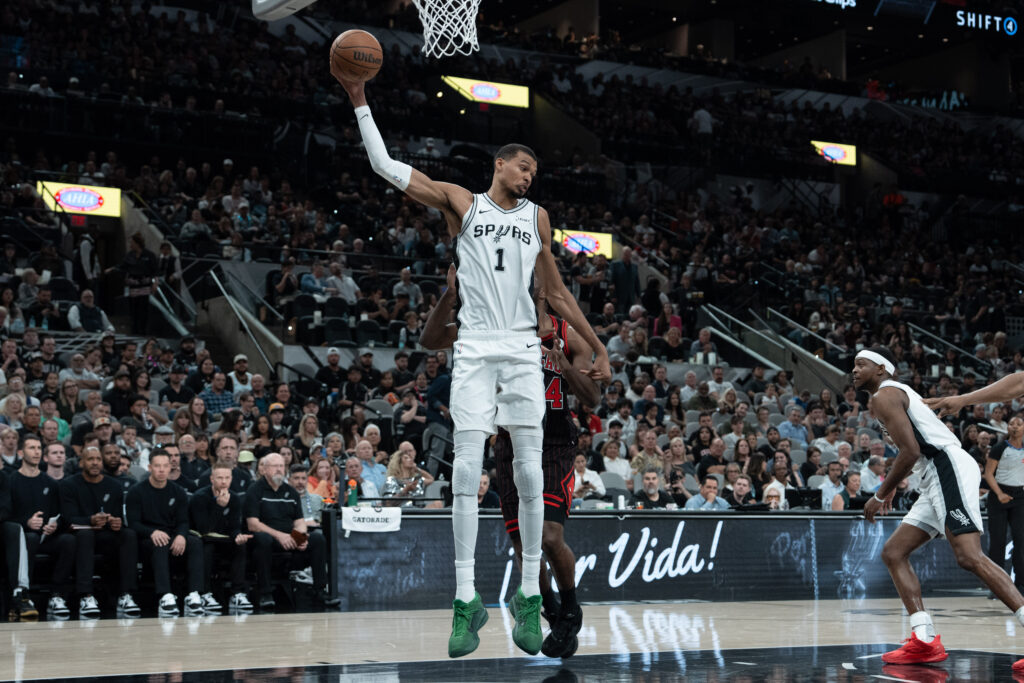 San Antonio vs. Chicago, Final Score: Spurs and Wemby rein in Bulls 129-114