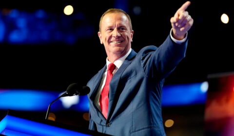 Sen Eric Schmitt pushes for legislation to tackle rising sports ticket costs