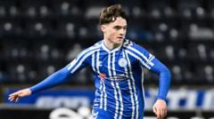Teenager Curtis given maiden Scotland call-up