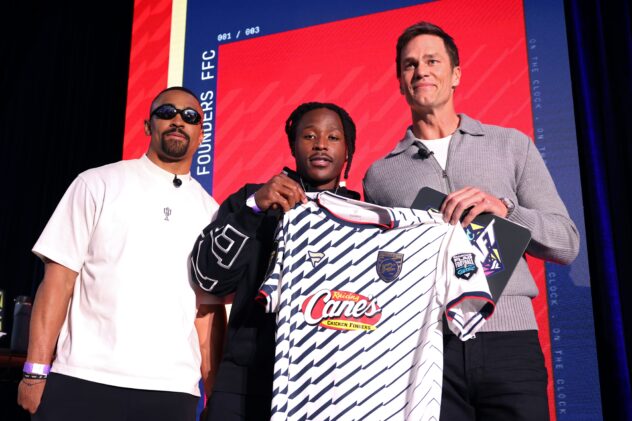 Tom Brady picks Ashton Jeanty, Stefon Diggs, Gronk for flag football team