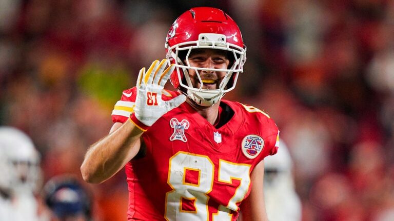 Travis Kelce's reported contract details revealed with expected Chiefs return