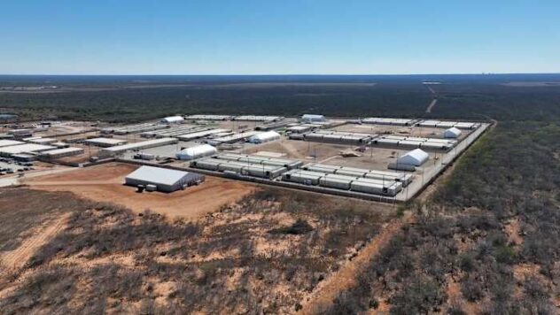 US Rep. Joaquin Castro, House Democrats continue call for families’ releases from Dilley ICE facility