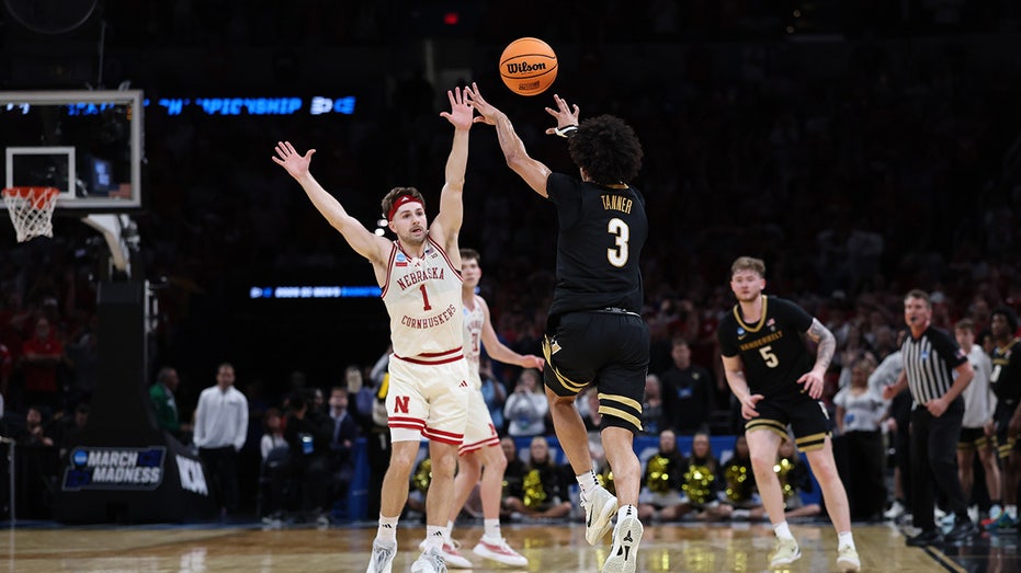 Vanderbilt's Hail Mary shot misses by narrowest of margins as Nebraska advances to Sweet 16 in epic fashion