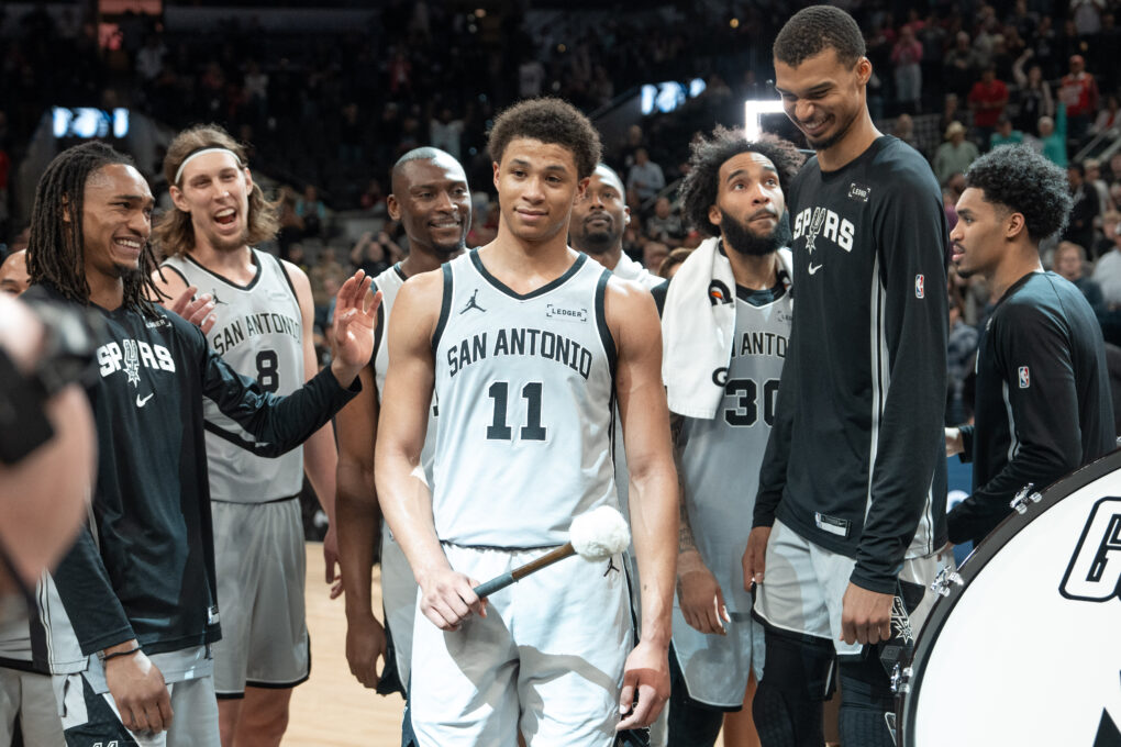 Week in Review: From blowouts to comebacks, Spurs do it all in action-packed 4-0 week