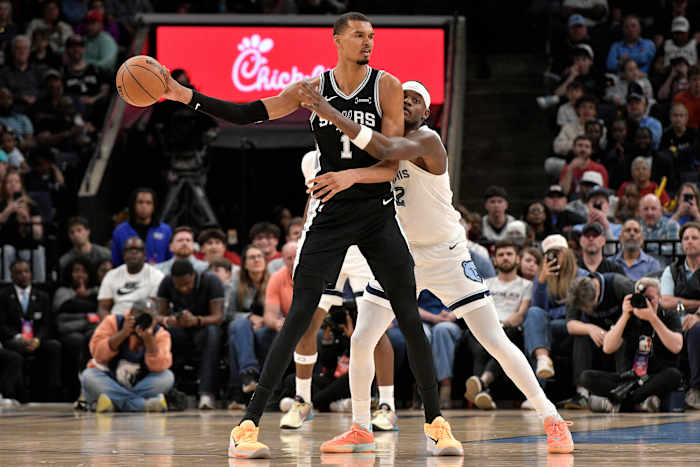 Wembanyama dominates inside as Spurs trounce Grizzlies 123-98