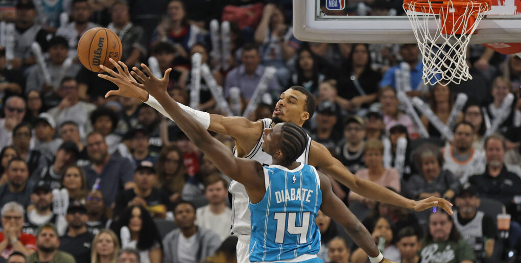 Wembanyama leads Spurs past Hornets in commanding victory