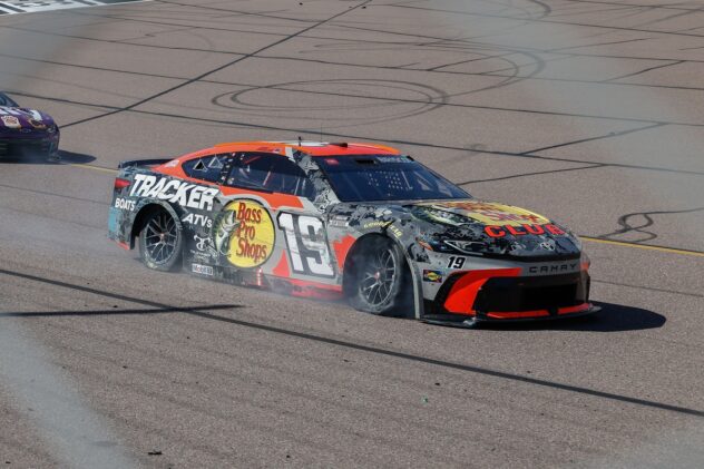 Winners and losers from a caution-filled NASCAR Cup race at Phoenix