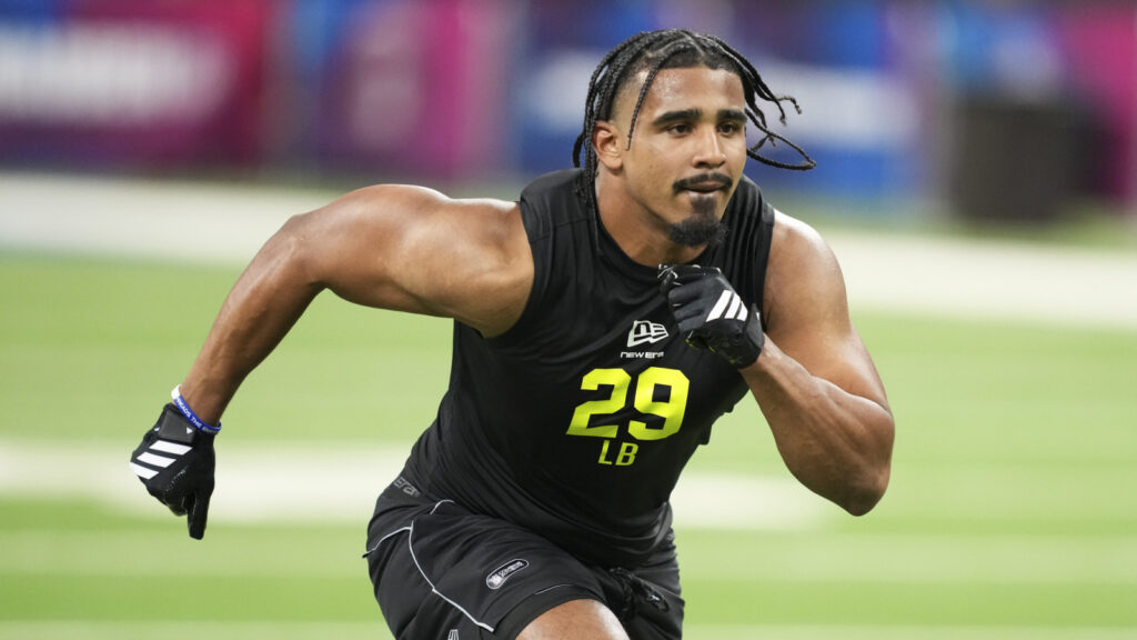 Writing The Ship: Buccaneers Should Target This Linebacker That Nobody Is Talking About