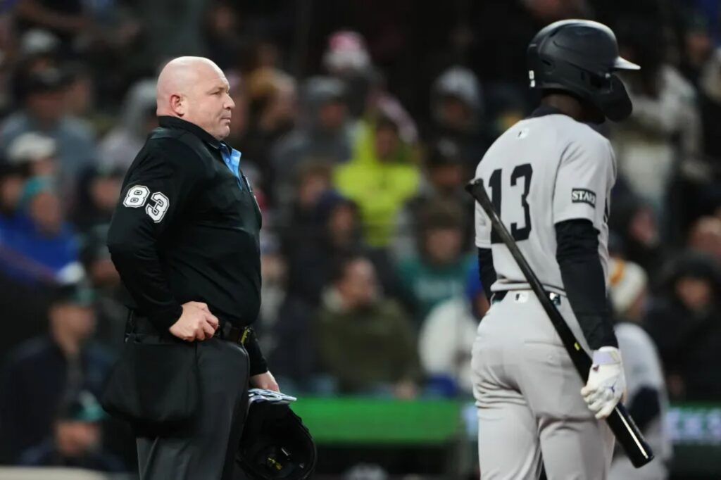 Yankees execute perfect and aggressive ABS challenge night —and let the ump hear about it