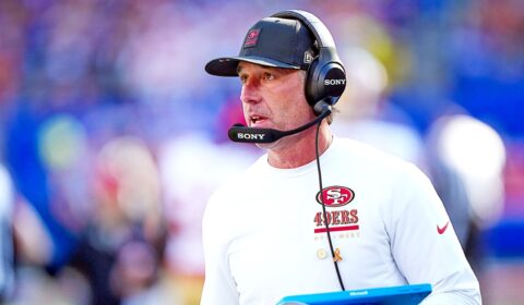 49ers officially announce two roster signings