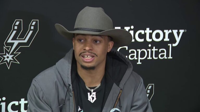 After making Spurs history, Keldon Johnson wins NBA’s Sixth Man of the Year award