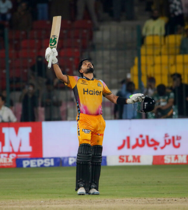 Babar and Hardie power Peshawar Zalmi into the PSL final