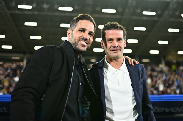 Cesc Fabregas fires Arsenal and Chelsea clear message as Como boss provides future update