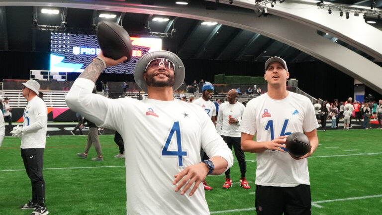 Cowboys Legend Refuses to Blame Dak Prescott Over Dallas’ 2025 Failure